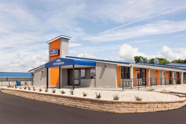 Howard Johnson by Wyndham Harrisonburg image 22